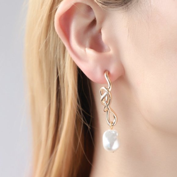 18K Gold Plated Pearl Drop Earrings For Women - Picture 2 of 4